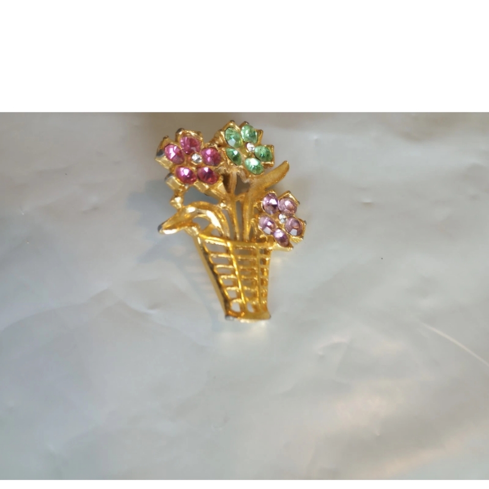 Flower Basket Brooch Pin Unsigned Gold Tone Pink/Green/Purple See Description - Picture 9 of 12